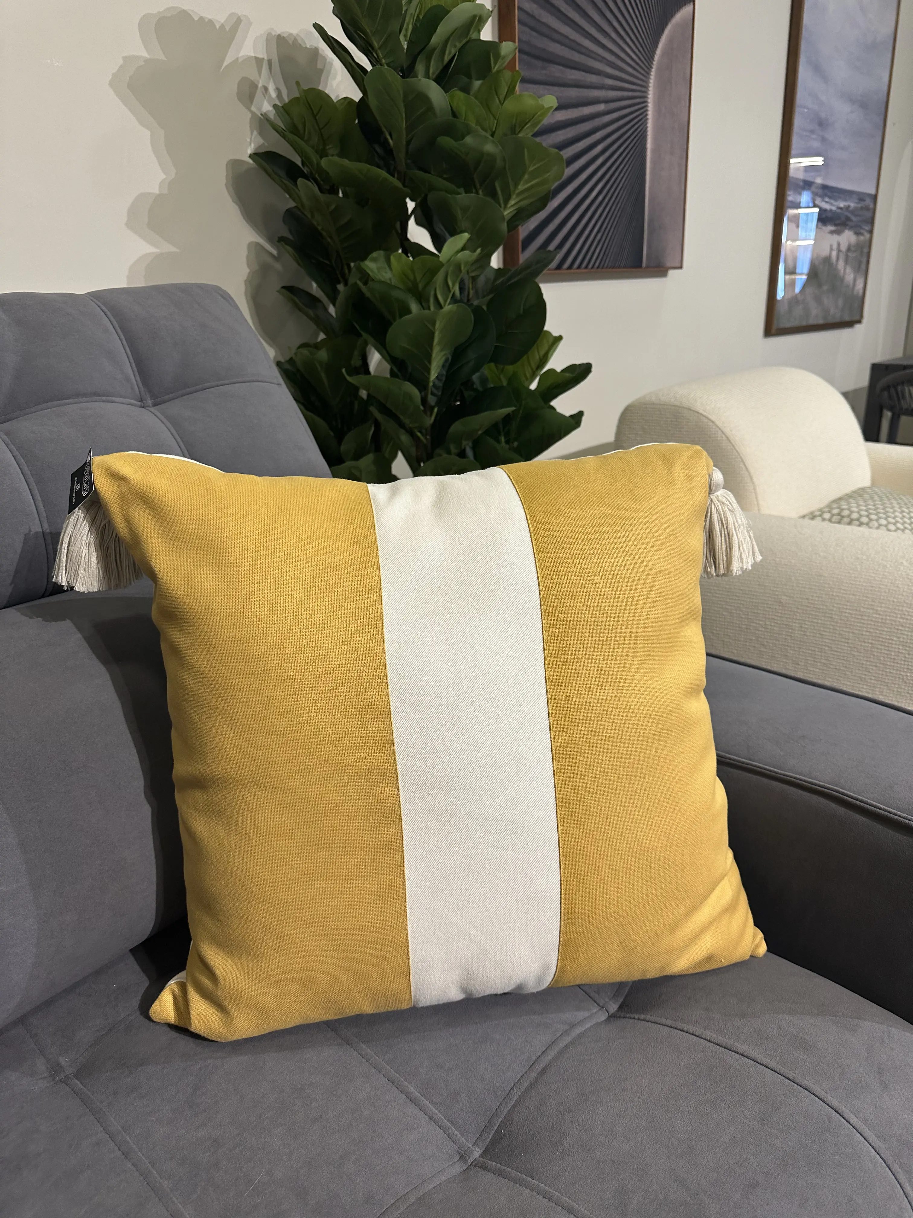 Almohada en tela Lino mostaza con beige